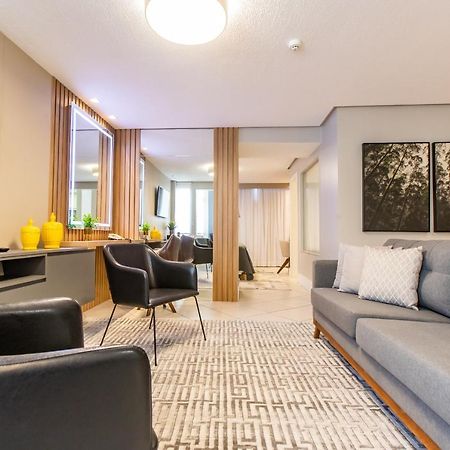 Delupo Hotel - Livin Studios Criciuma  Eksteriør billede